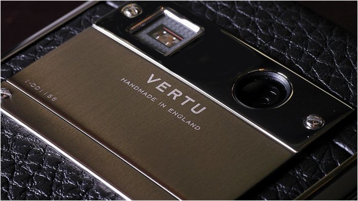 Vertu — истинное лицо бренда